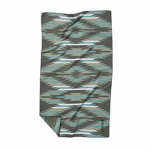 Load image into Gallery viewer, Nomadix Ultralite Towel Jackson Green
