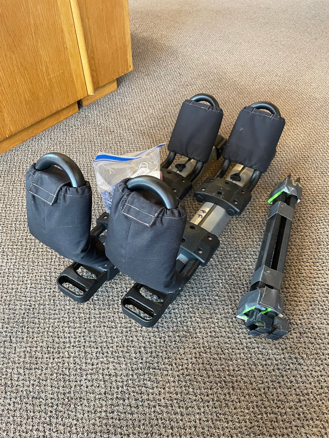 Consignment Thule Hullavator Pro w/ Locks (square or round bar only)