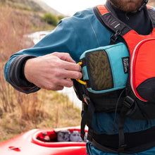 Load image into Gallery viewer, River Station Gear Creeker PFD Style 40' Throw Bag
